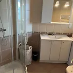 100 Metres De La Apartment *